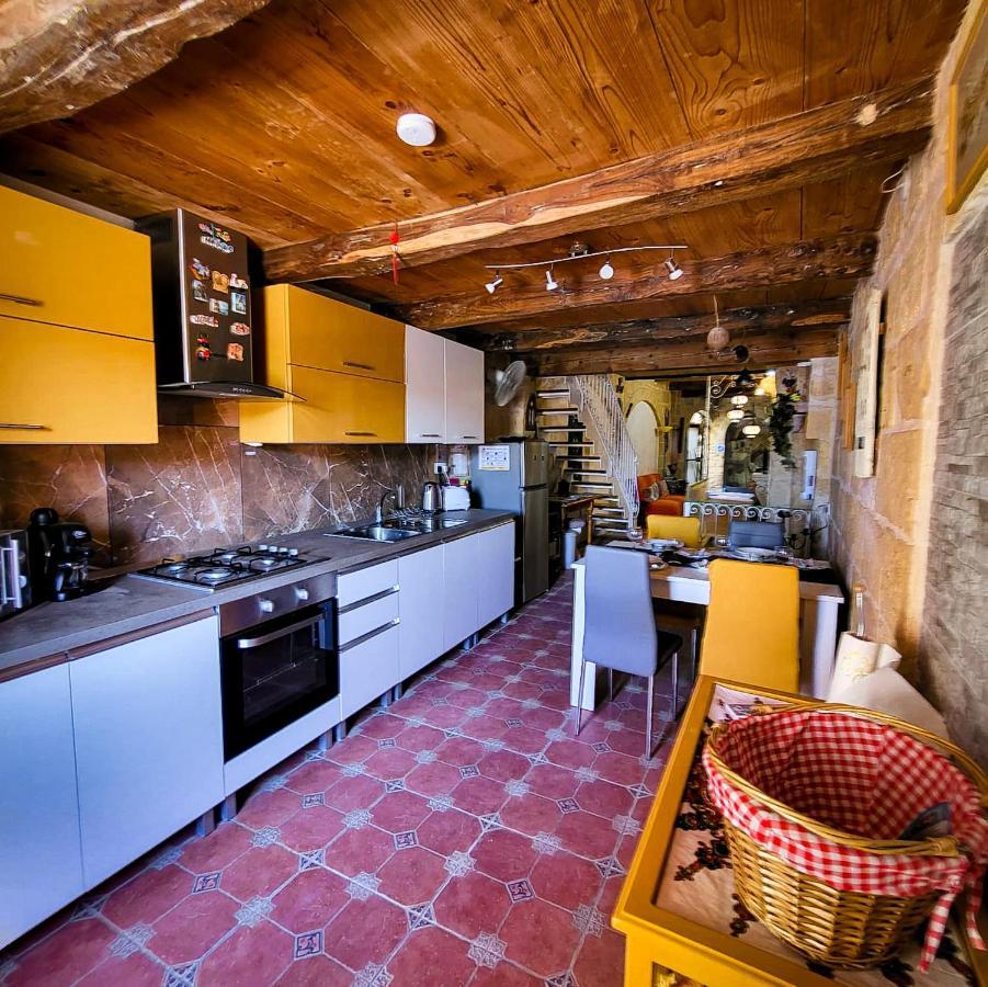 1500 Little Pink House In Kalkara Creek Vila Exterior foto
