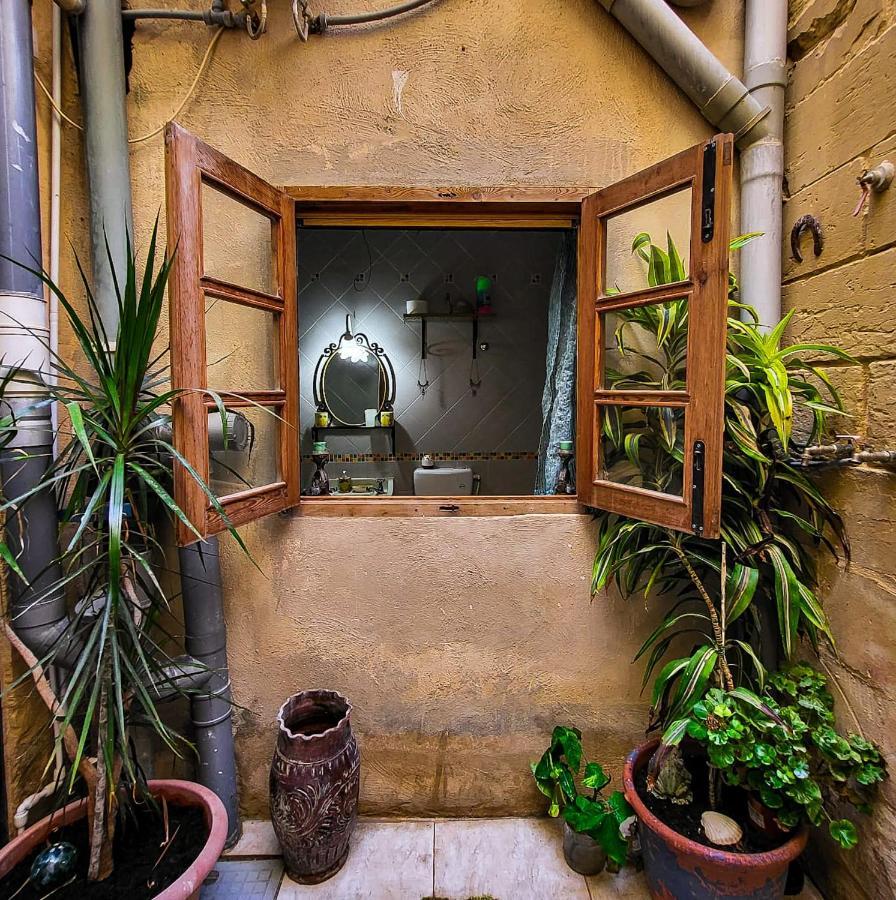 1500 Little Pink House In Kalkara Creek Vila Exterior foto